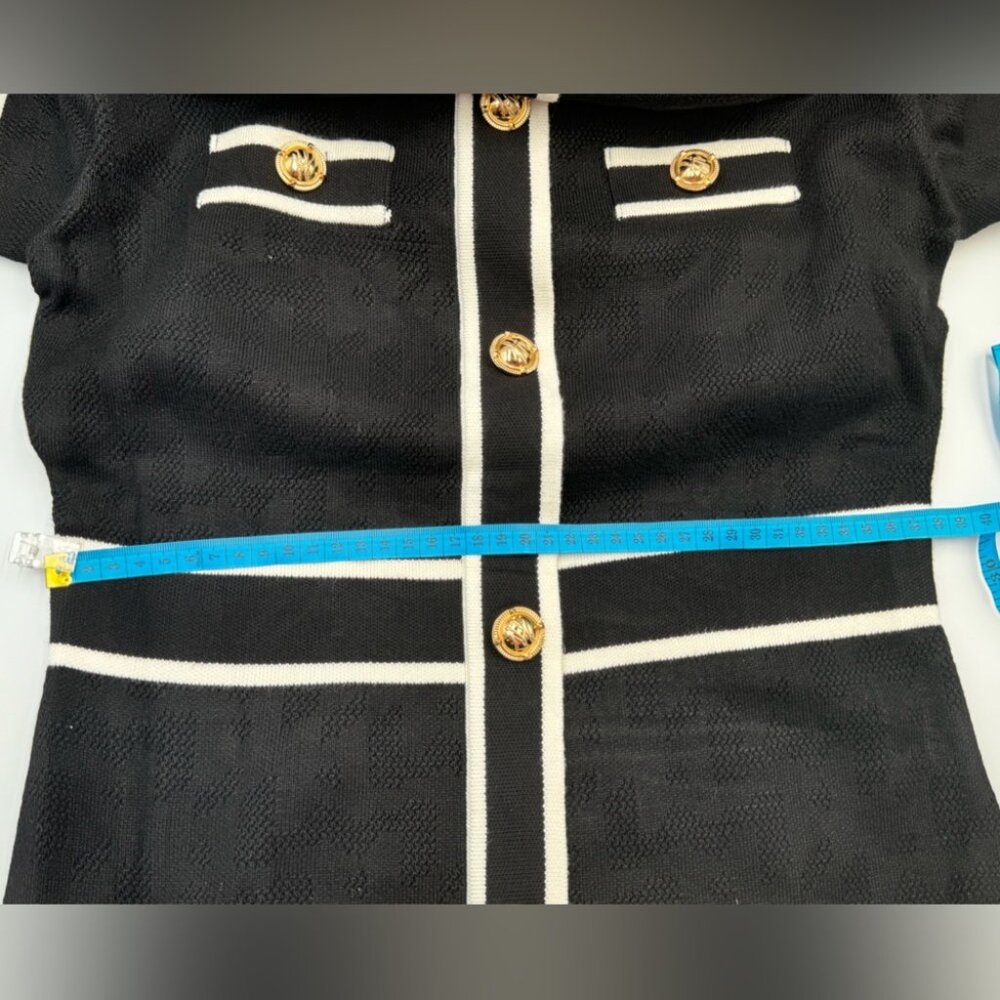 🆕KARL LAGERFELD🧿 NWT Classic Knit Dress with Embroidered Monogram, Black, Sz M - Picture 16 of 16